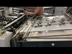 Materiais reciclados Reciclagem de ervas daninhas Bolsas de papel de presente com CMYK/Pantone Cores Impressão personalizada